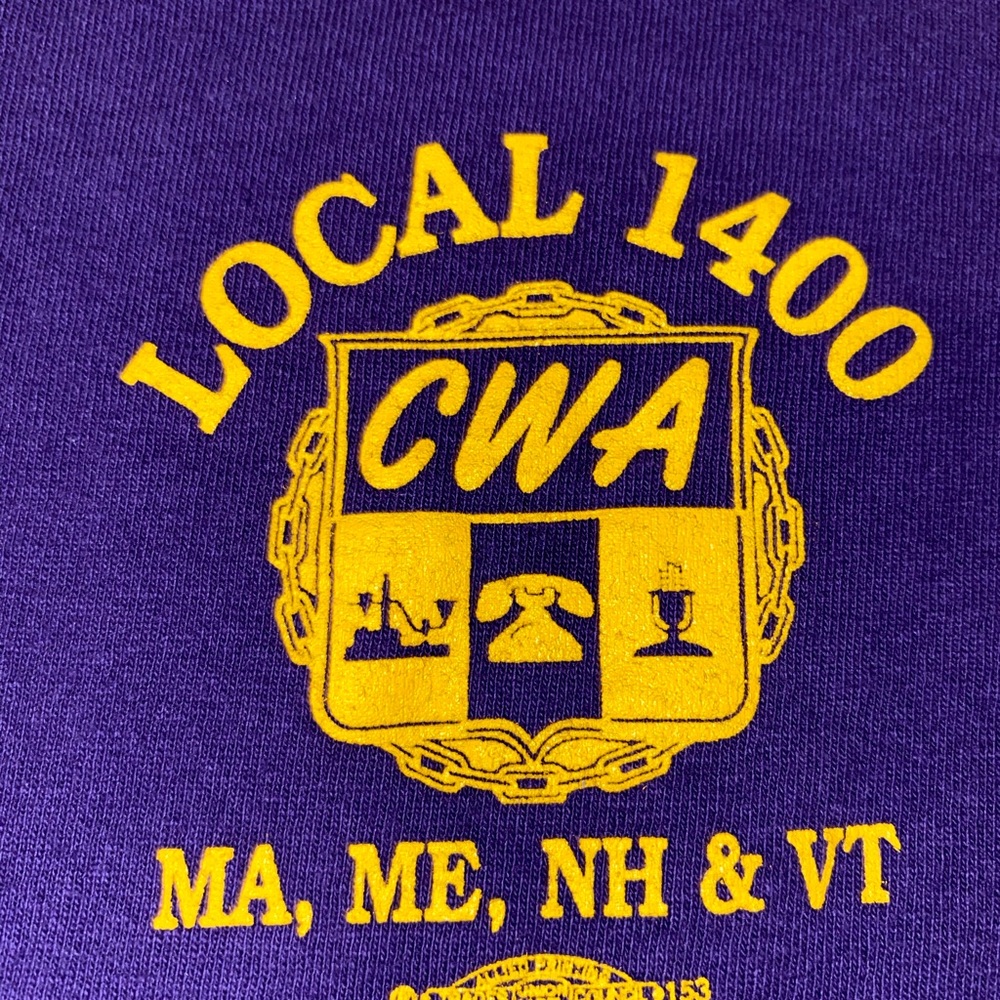 Vintage M Purple Local 1400 New England T-Shirt